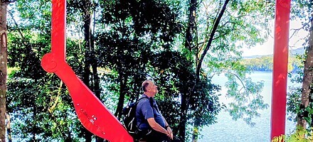 costa verde hauke resting on riverside sculpture img 20250924 1355362 (1)